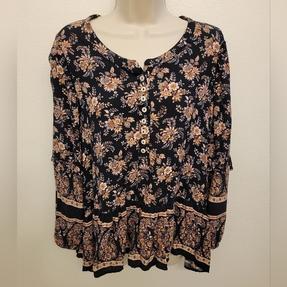 American Eagle Outfitters Tops - American Eagle Outfitters Peasant Blouse